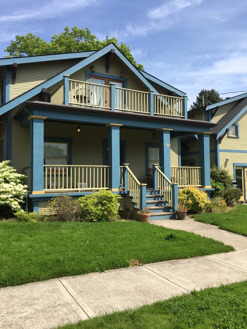 Apartment for rent at 1721 22nd Ave, Forest Grove, OR 97116