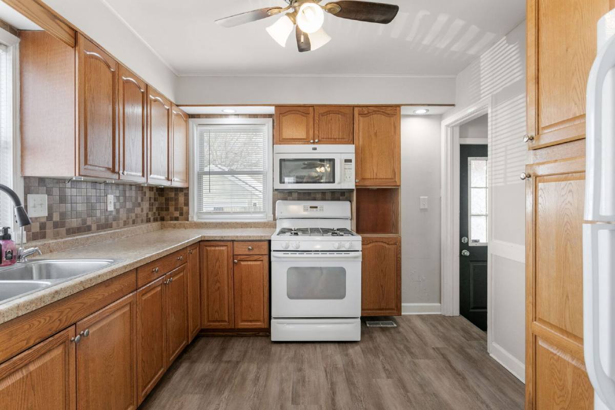 House for rent at 724 Northwood Dr, South Bend, IN 46617