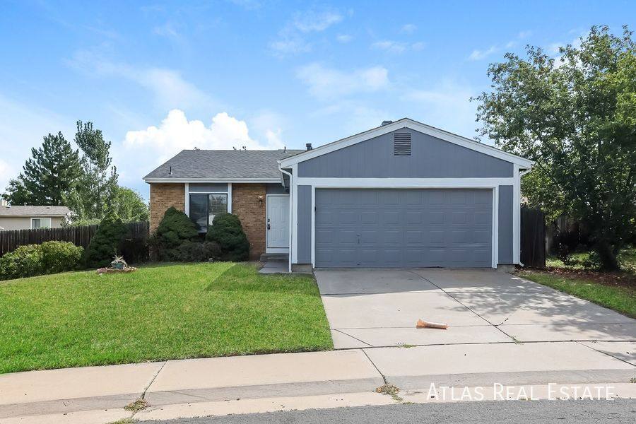 House for rent at 2760 S Sedalia St, Aurora, CO 80013