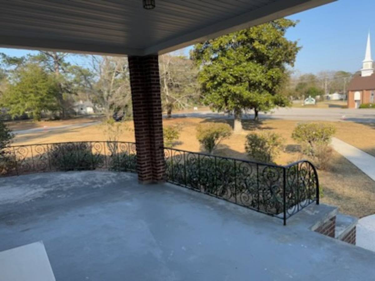 House for rent at 3800 Overbrook Dr, Columbia, SC 29205