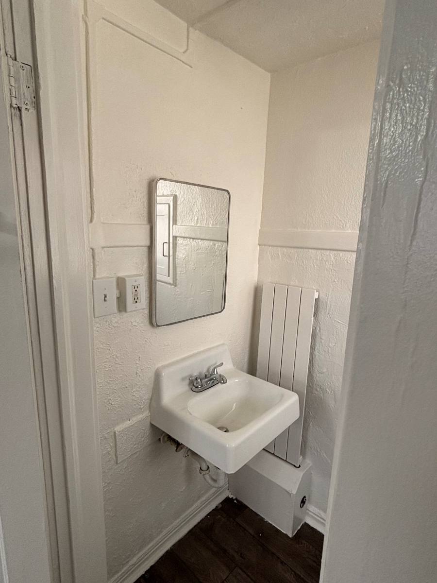 Apartment for rent at 136 S 300 E #19, Salt Lake City, UT 84111