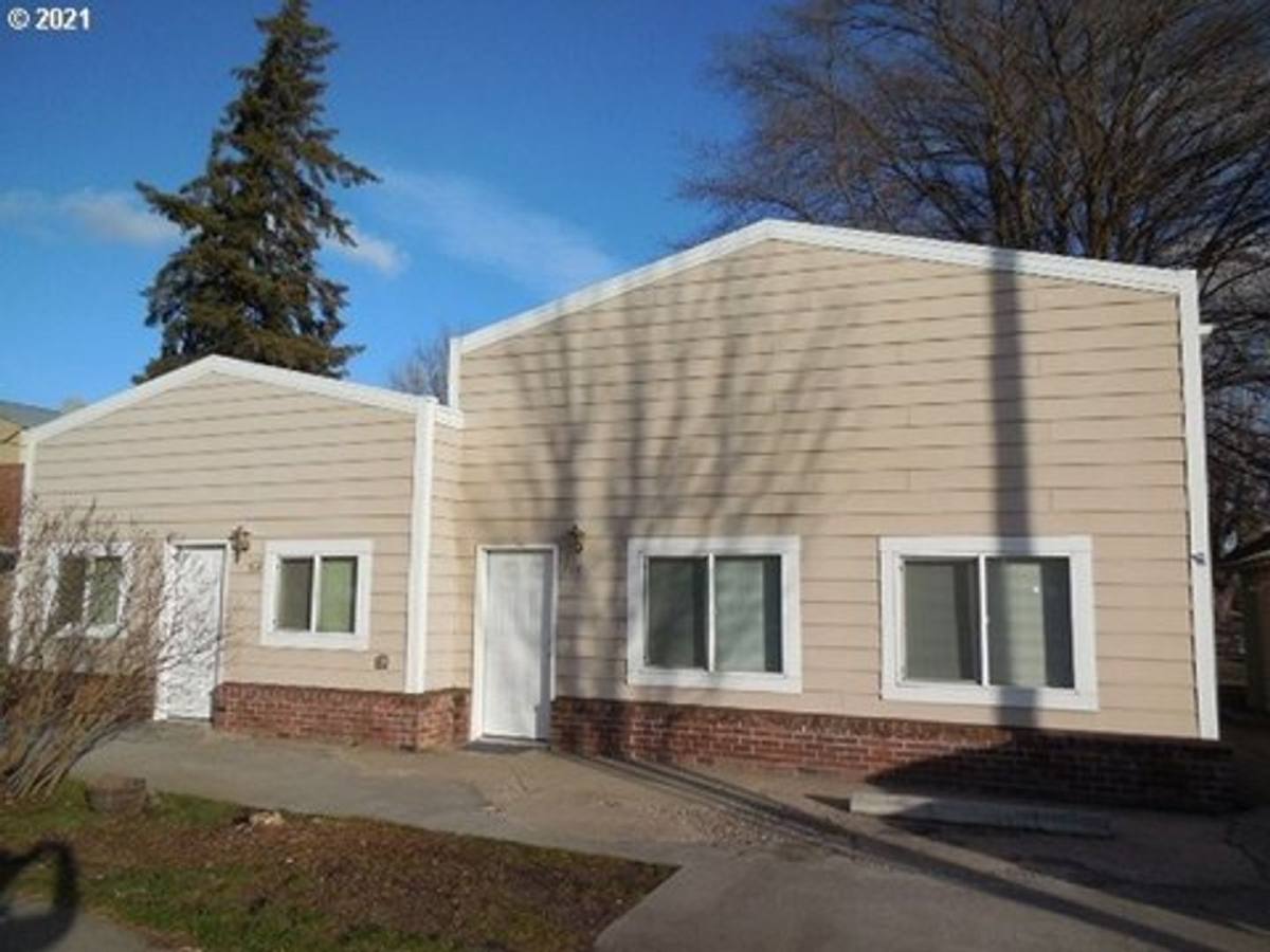 Apartment for rent at 700-704 S Columbus Ave, Goldendale, WA 98620