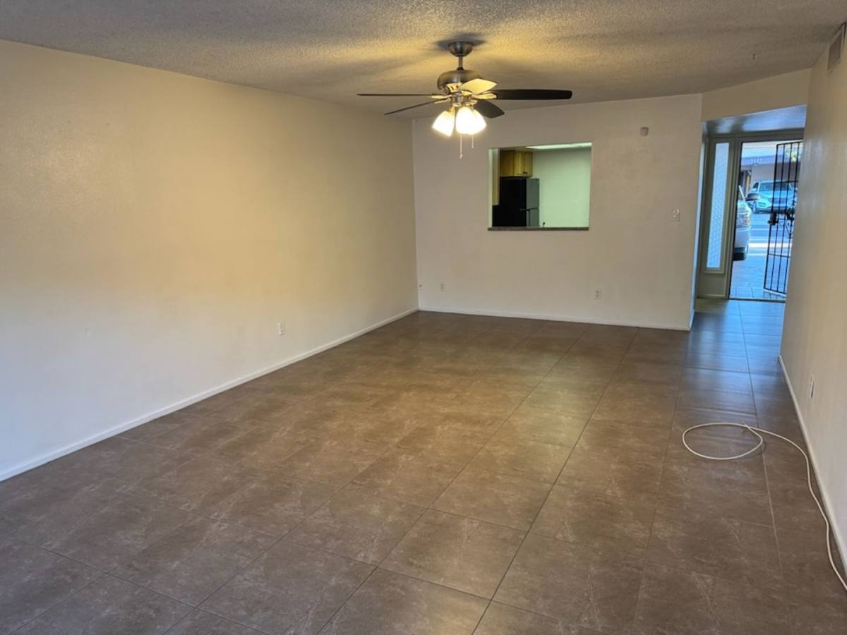 Apartment for rent at 5126 E Monte Vista Rd, Phoenix, AZ 85008