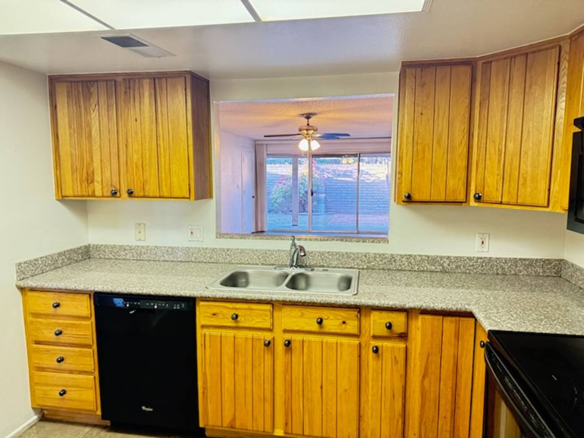 Apartment for rent at 5126 E Monte Vista Rd, Phoenix, AZ 85008
