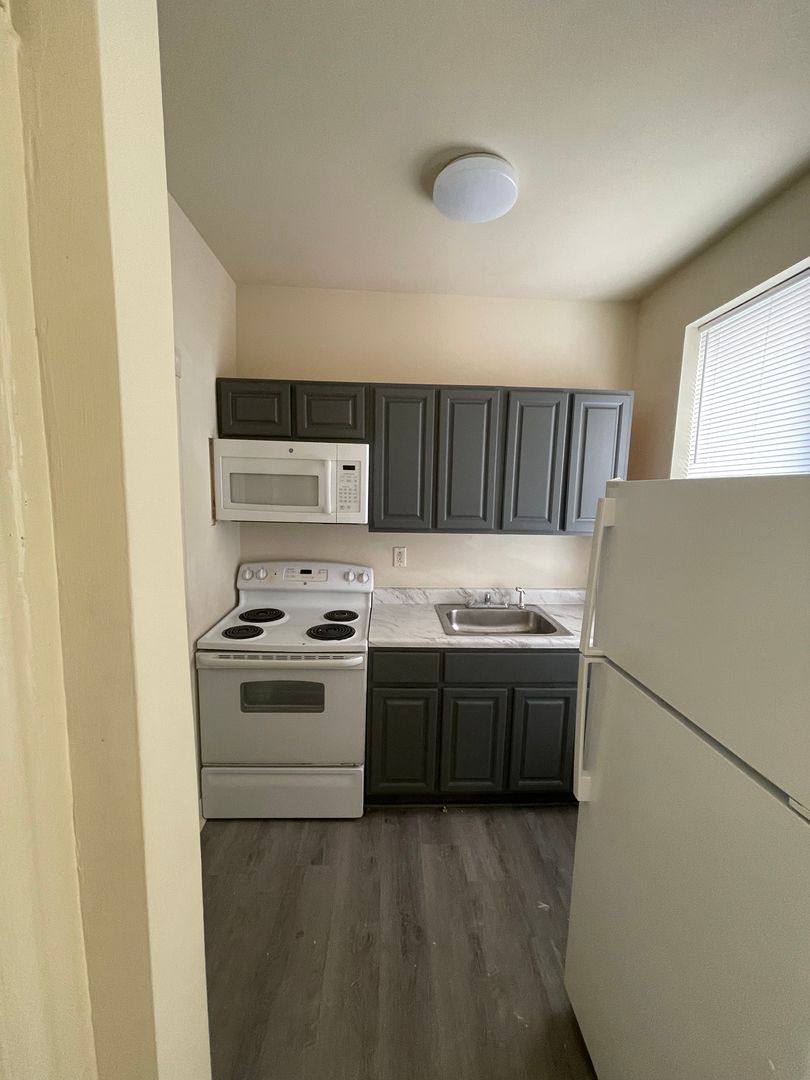 Apartment for rent at 5122 Arch St, Philadelphia, PA 19139