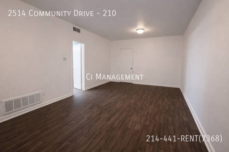 Apartment for rent at 2514 Community Dr #109, Dallas, TX 75220