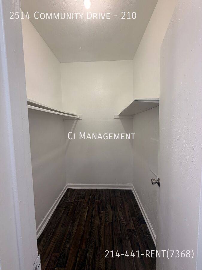 Apartment for rent at 2514 Community Dr #109, Dallas, TX 75220