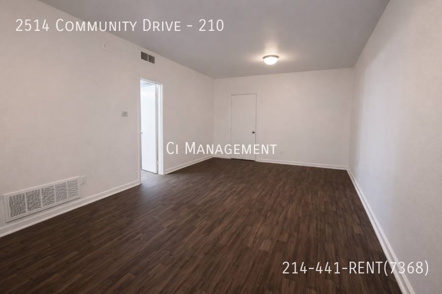 Apartment for rent at 2514 Community Dr #109, Dallas, TX 75220