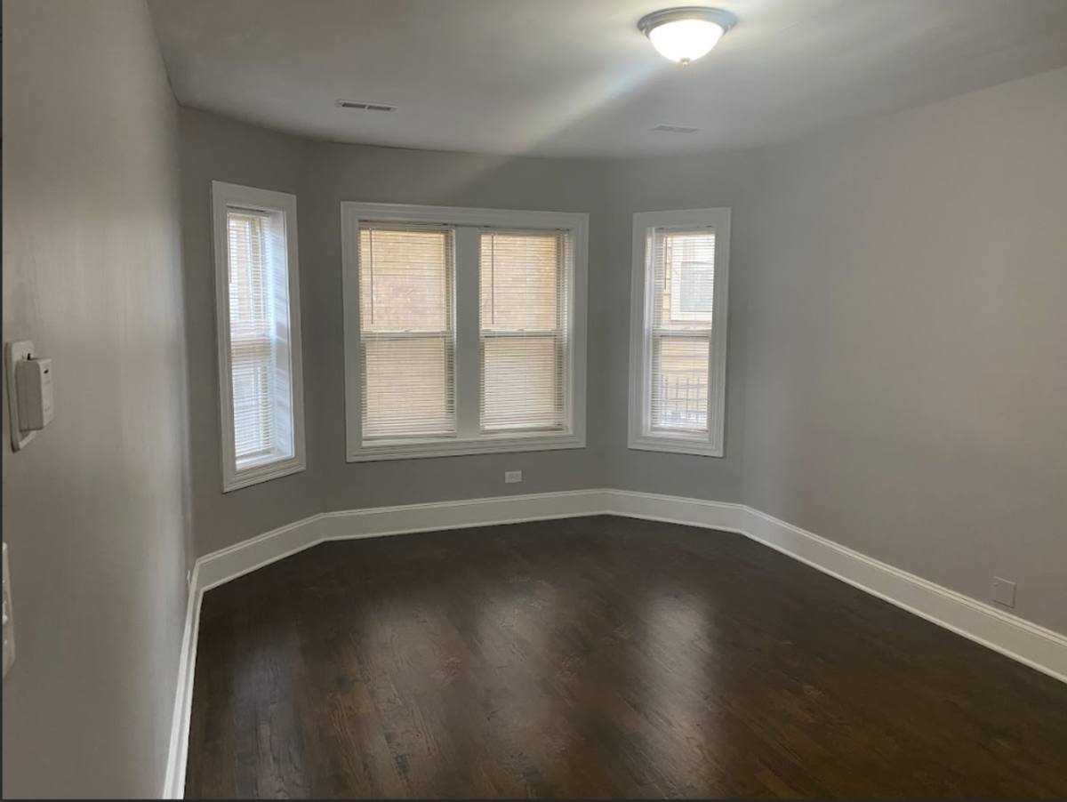 Apartment for rent at 8216 S Ingleside Ave, Chicago, IL 60619