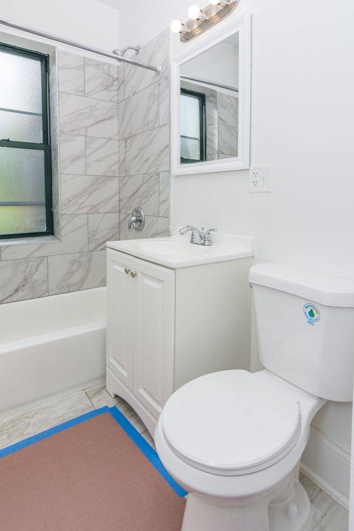Apartment for rent at 6711 S Cregier Ave, Chicago, IL 60649