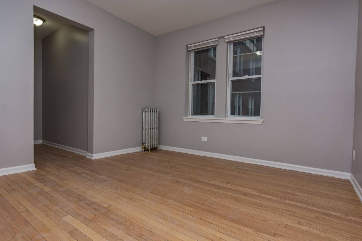 Apartment for rent at 1133 E 79th Place #1S, Chicago, IL 60619