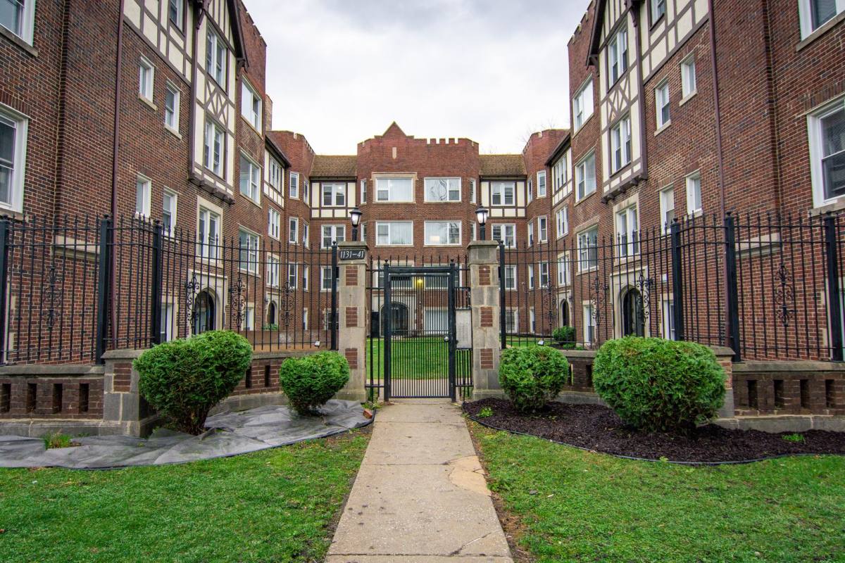 Apartment for rent at 1133 E 79th Place #1S, Chicago, IL 60619