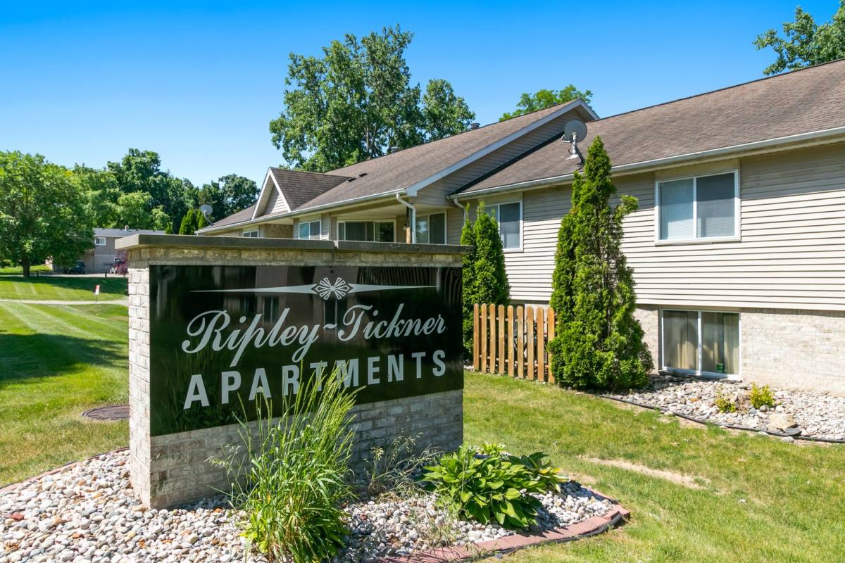 Apartment for rent at 13180 Ripley St, Linden, MI 48451