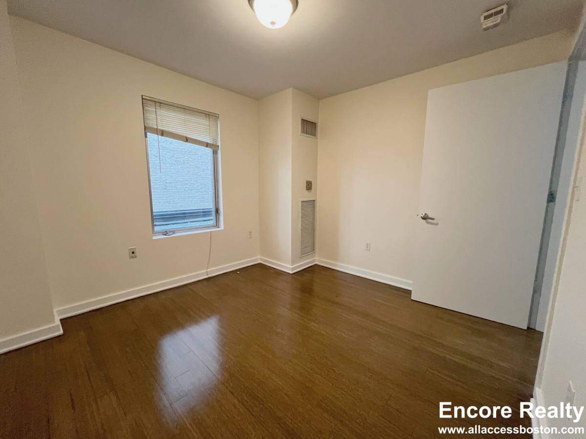 Apartment for rent at 40 Boylston St #503, Boston, MA 02116