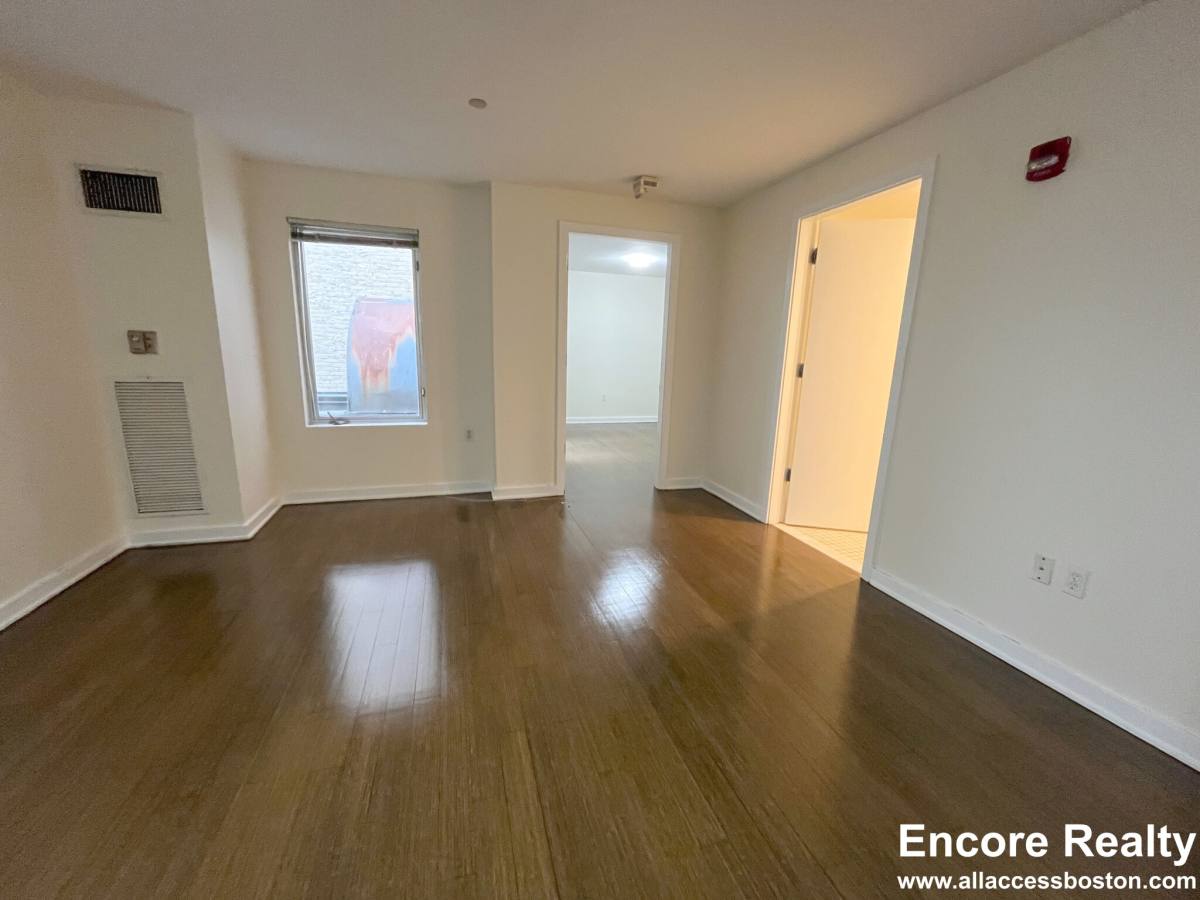 Apartment for rent at 40 Boylston St #503, Boston, MA 02116