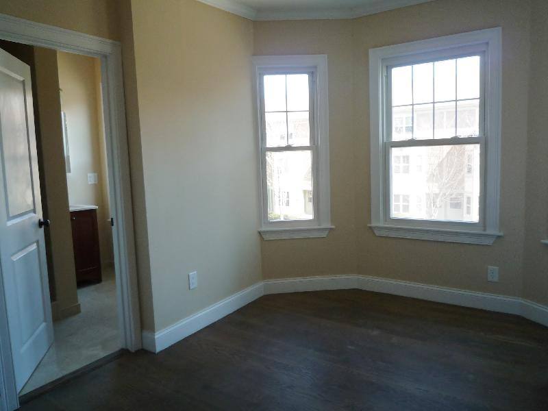 Apartment for rent at 2971 Washington St #1, Roxbury, MA 02119