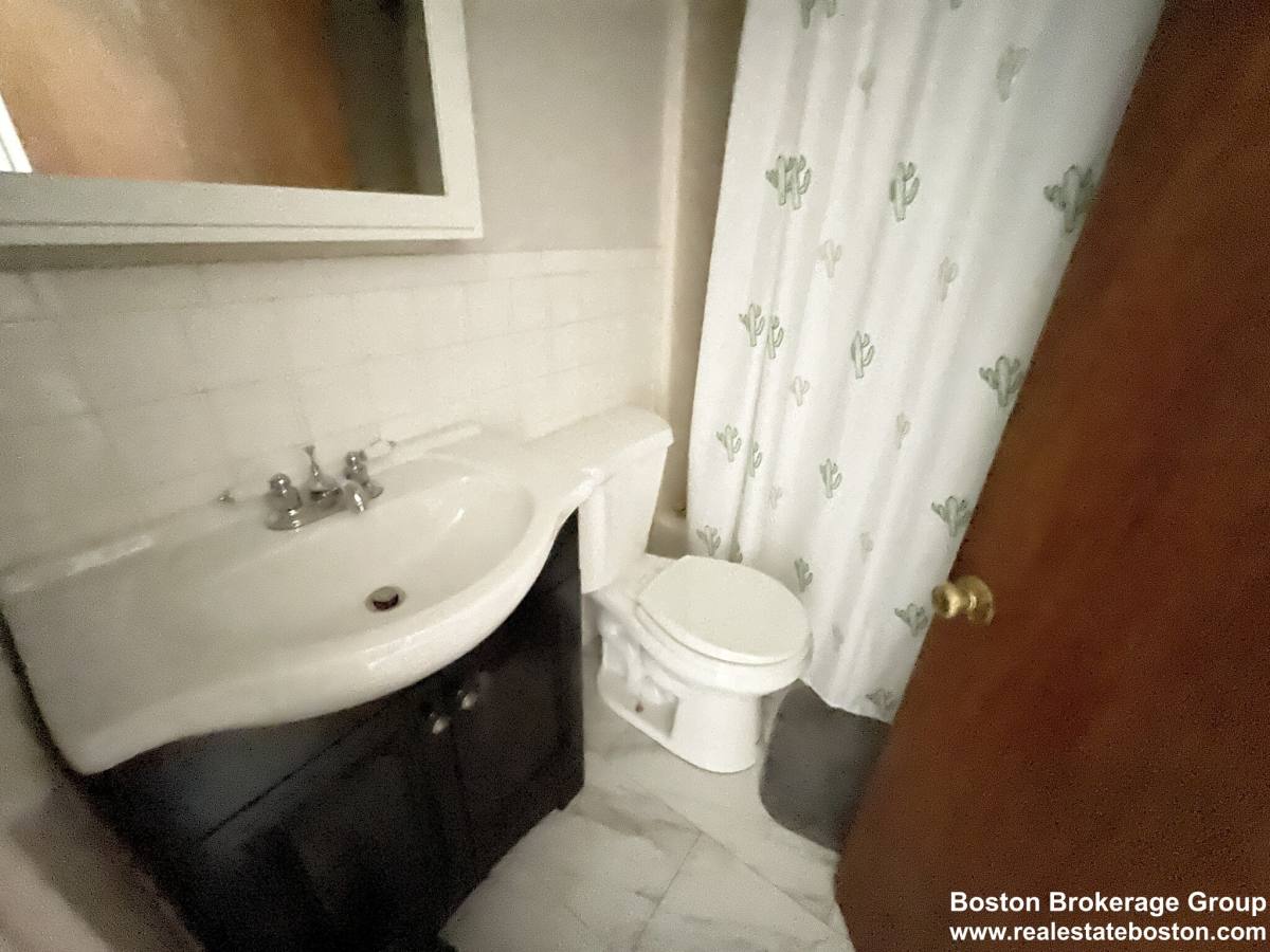 Apartment for rent at 92 Hammond St #2, Roxbury Crossing, MA 02120