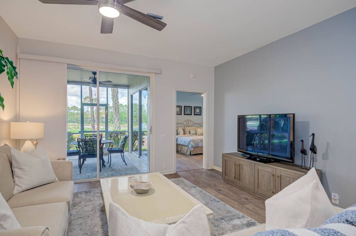 Condo for rent at 8223 Parkstone Place, Naples, FL 34120