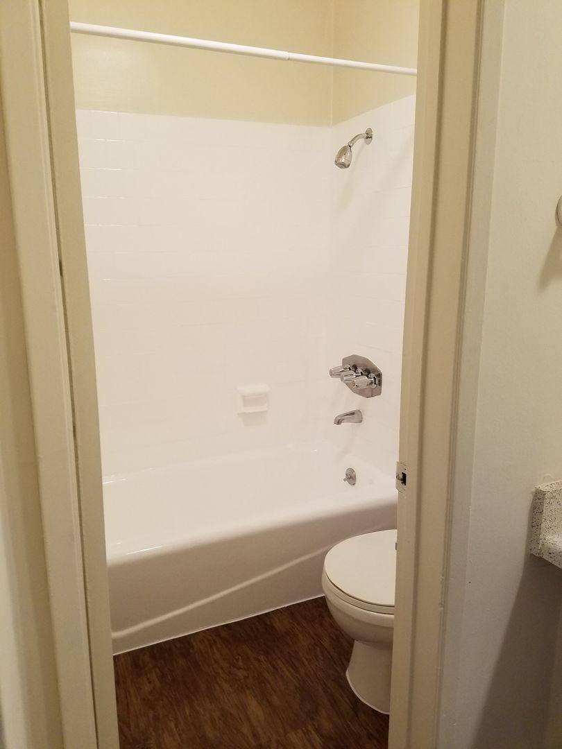 Apartment for rent at 10635 Colima Rd, Whittier, CA 90604