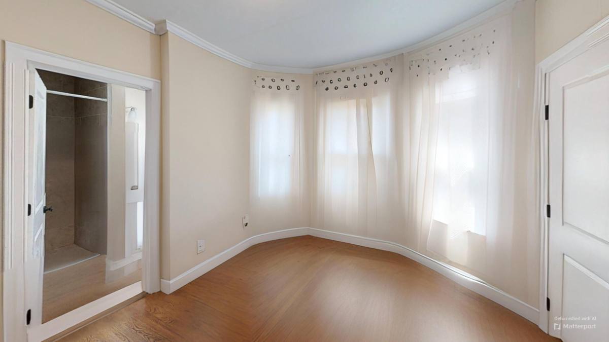 Apartment for rent at 2975 Washington St #2, Roxbury, MA 02119