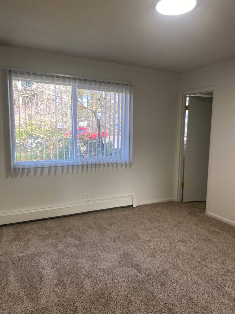 Apartment for rent at 1900 SW Roxbury Ave, Portland, OR 97225