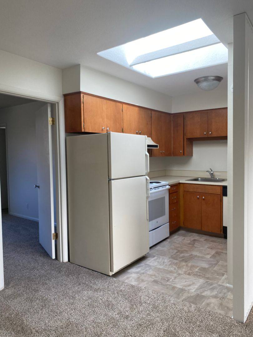 Apartment for rent at 1900 SW Roxbury Ave, Portland, OR 97225