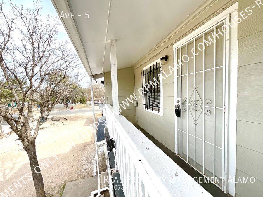 Apartment for rent at 602 Lovett Ave #5, San Antonio, TX 78211