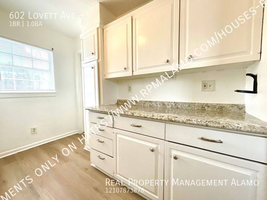 Apartment for rent at 602 Lovett Ave #5, San Antonio, TX 78211