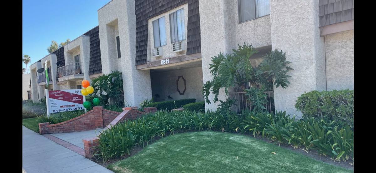 Apartment for rent at 6611 Haskell Ave, Van Nuys, CA 91406