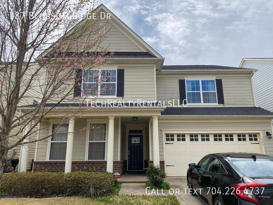 House for rent at 187 Blossom Ridge Dr, Mooresville, NC 28117