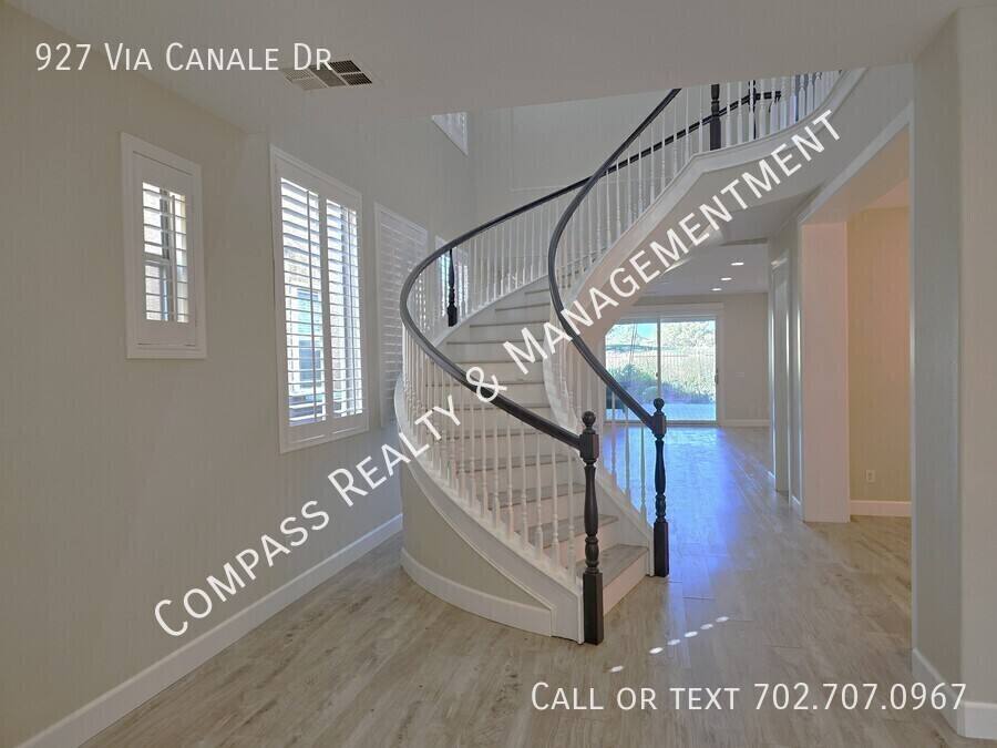 House for rent at 927 Via Canale Dr, Henderson, NV 89011