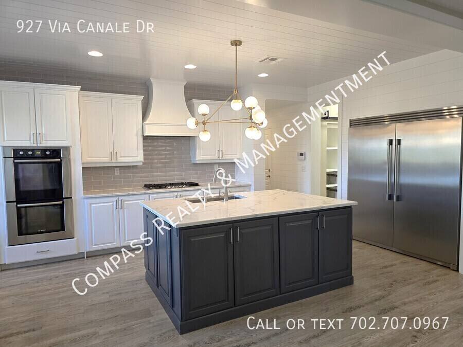 House for rent at 927 Via Canale Dr, Henderson, NV 89011