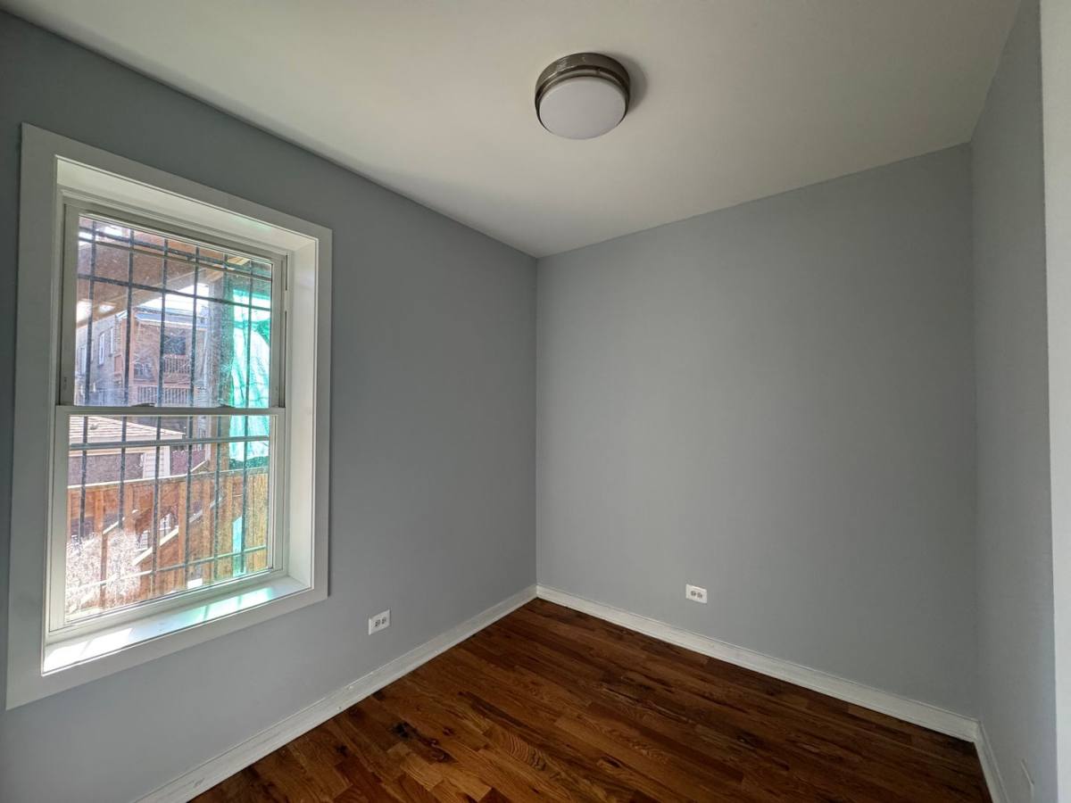 Apartment for rent at 1150 N Keeler #1E, Chicago, IL 60651