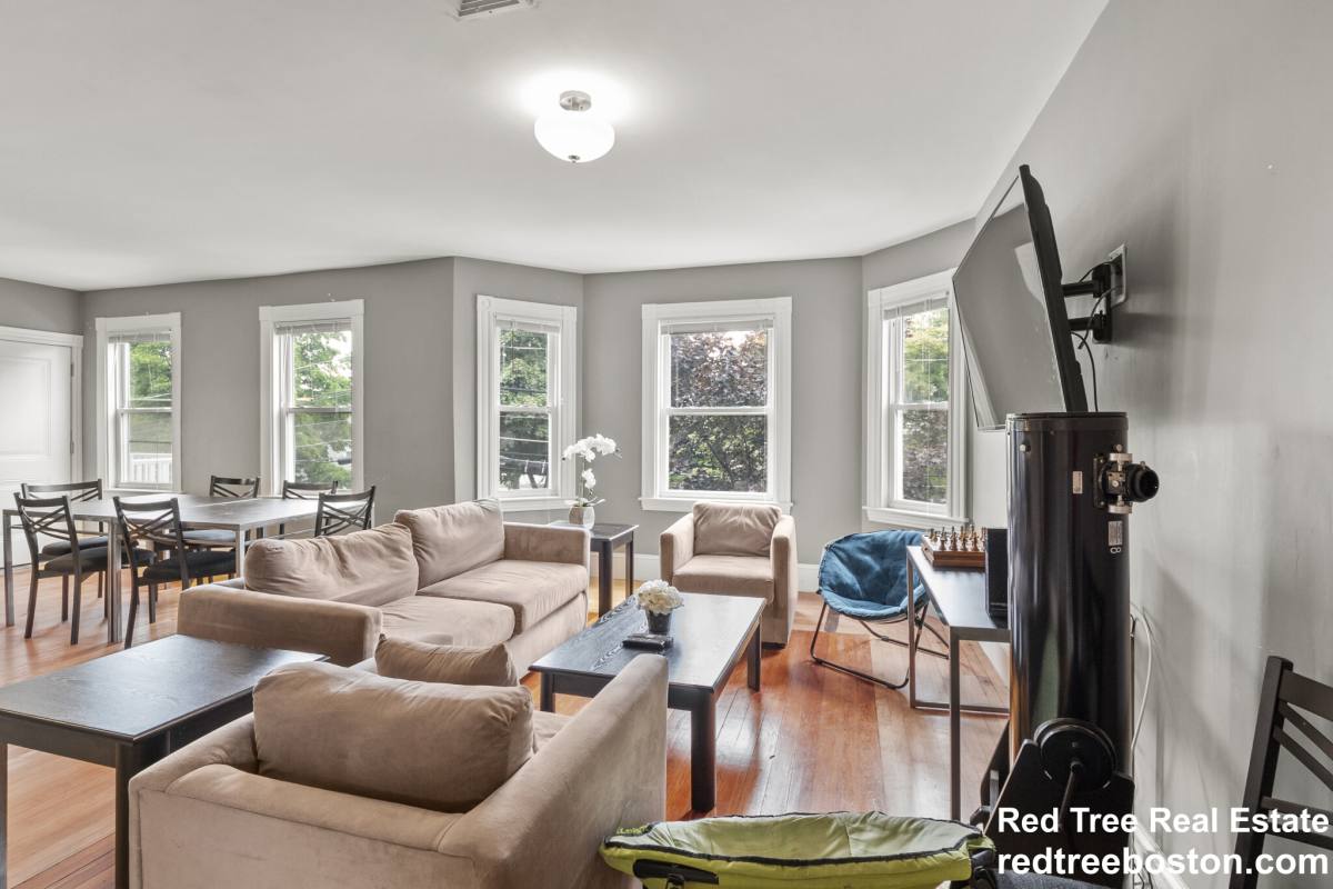 Apartment for rent at 139 Adams St #3, Waltham, MA 02453