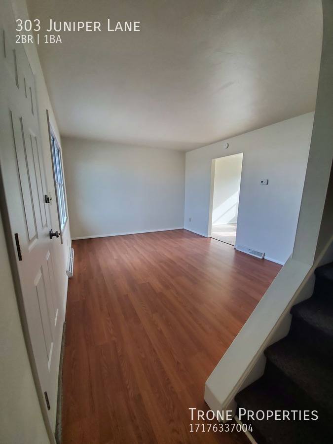 Townhouse for rent at 303 Juniper Lane, Hanover, PA 17331