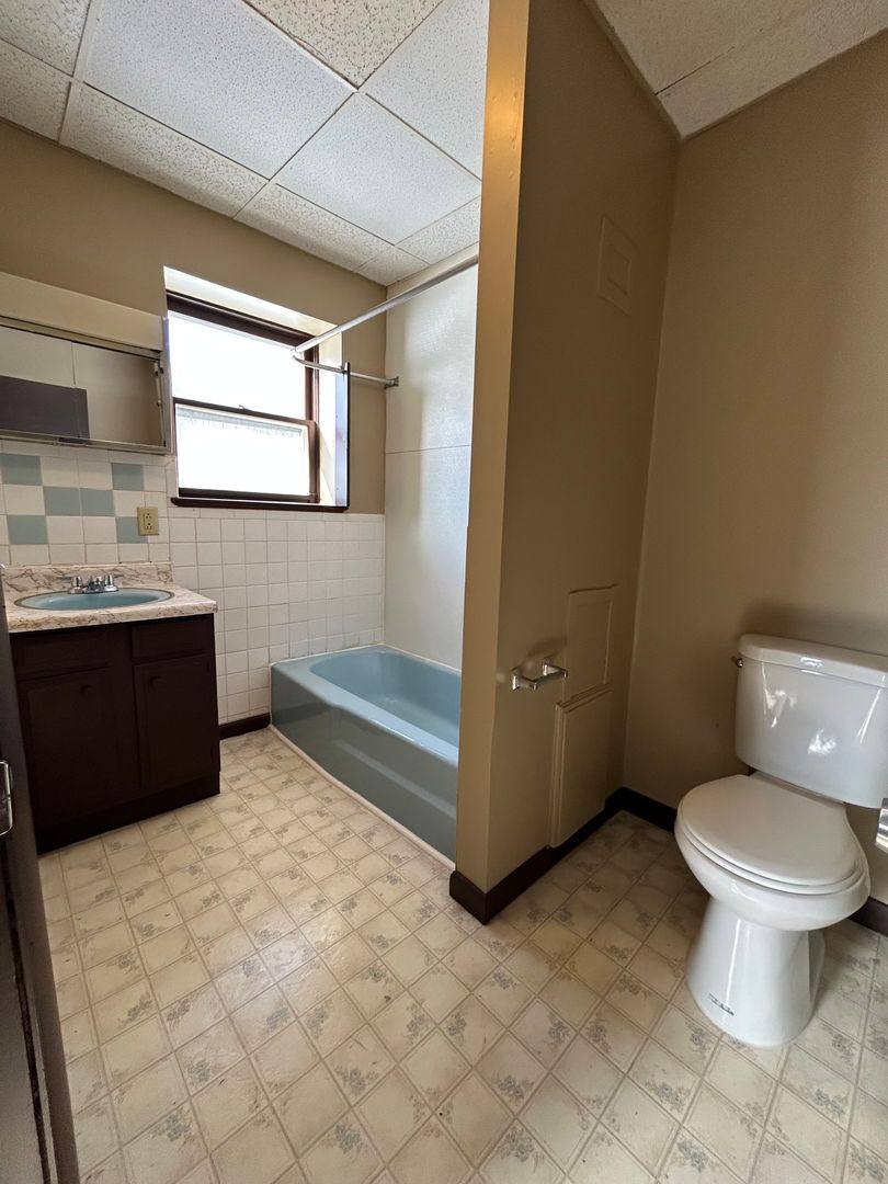 Apartment for rent at 135 Oakland Rd, Fairfield, ME 04937