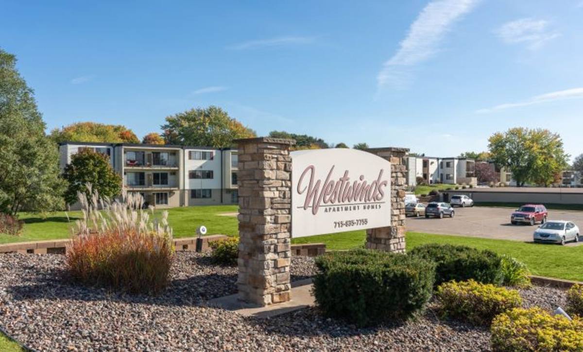 Apartment for rent at 2214 Peters Dr, Eau Claire, WI 54703