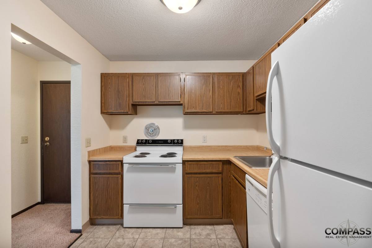 Apartment for rent at 2214 Peters Dr, Eau Claire, WI 54703