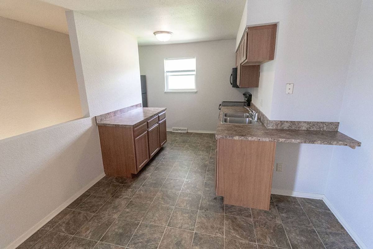 House for rent at 1015 W Ash St, Columbia, MO 65203