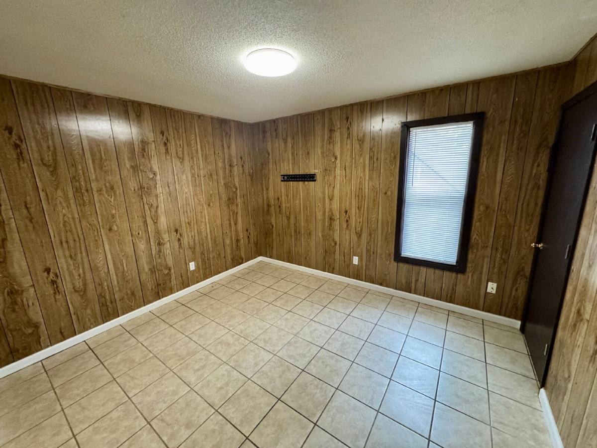 House for rent at 709 Melody Lane, Dothan, AL 36301