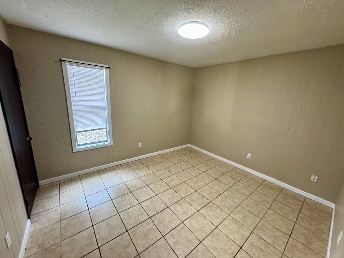 House for rent at 709 Melody Lane, Dothan, AL 36301
