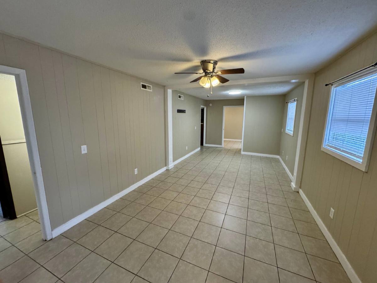 House for rent at 709 Melody Lane, Dothan, AL 36301