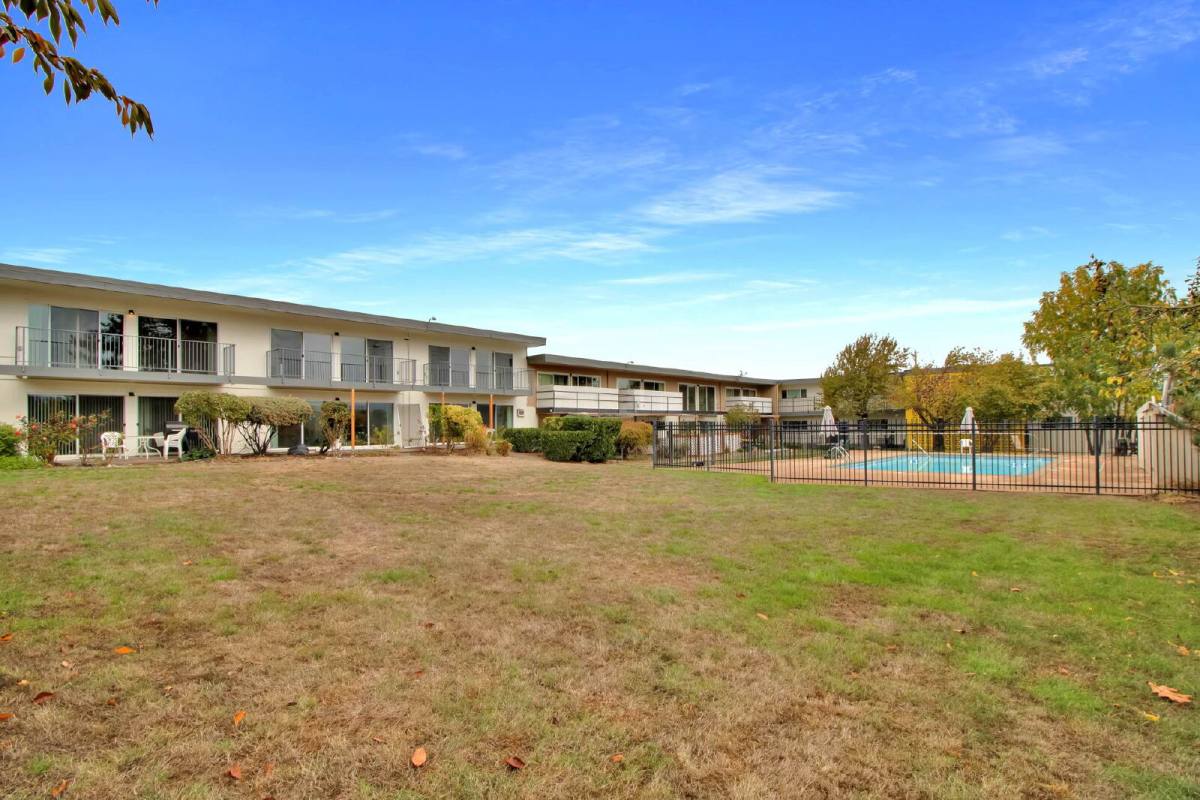 Apartment for rent at 2760 Willamette #205, Eugene, OR 97405