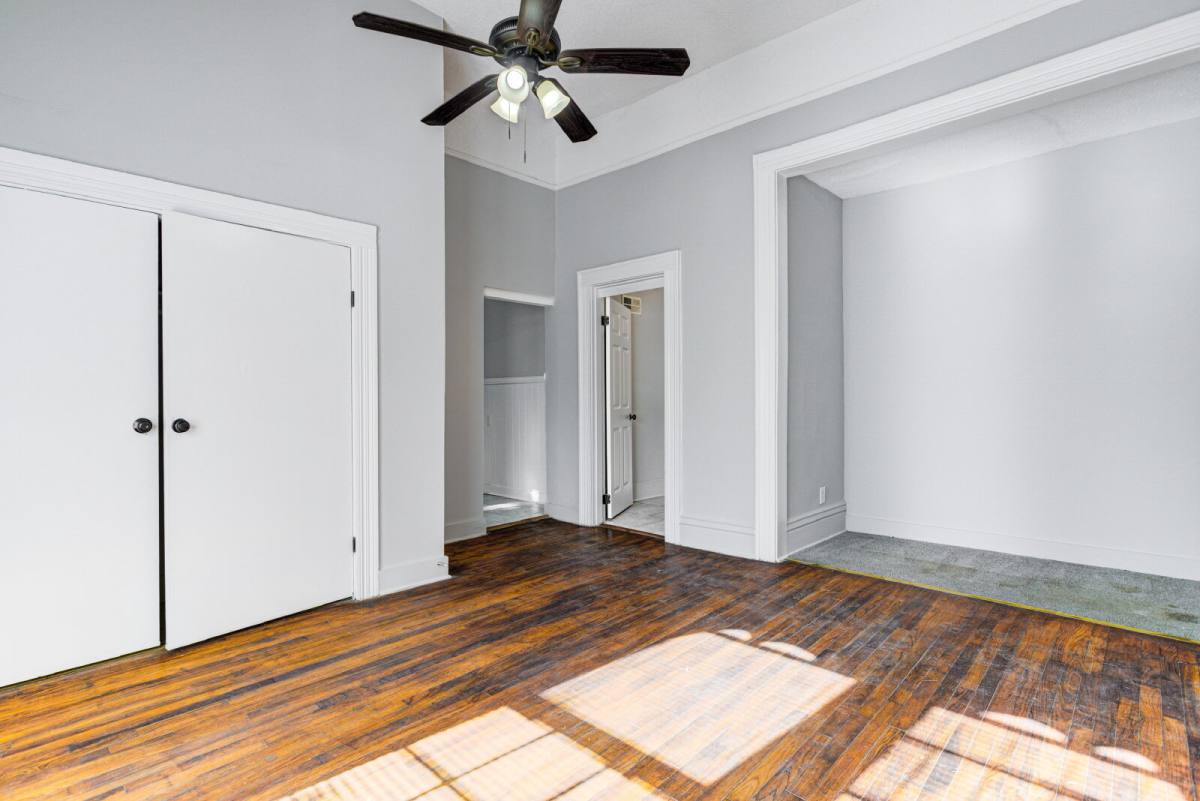 Townhouse for rent at 1639 Southern Ave #101, Memphis, TN 38114