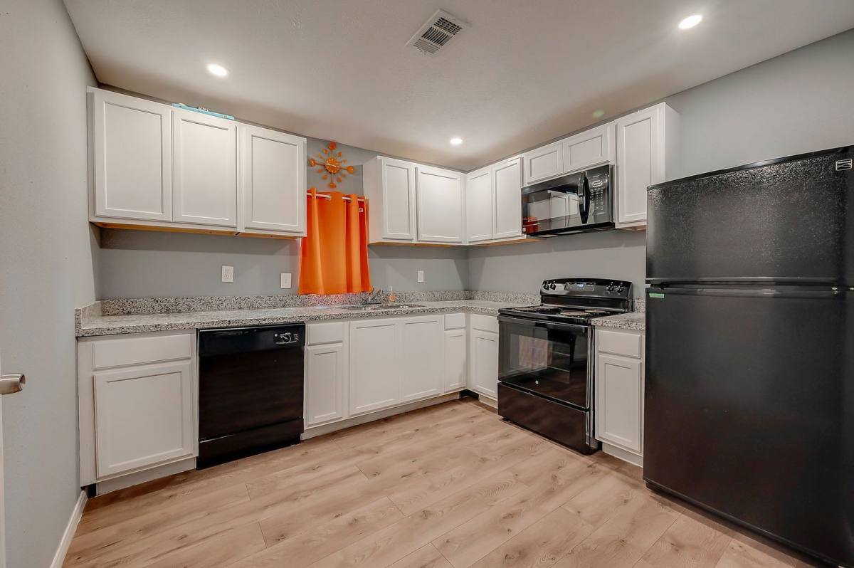 House for rent at 6823 Goforth St, Houston, TX 77021