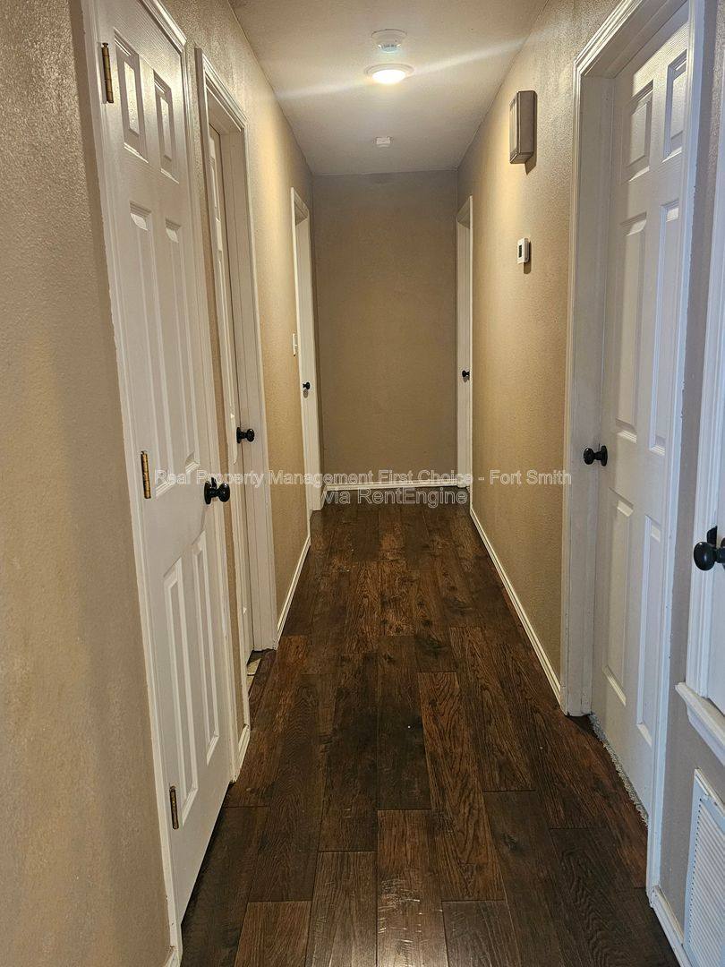 House for rent at 306 Elfen Glen St, Van Buren, AR 72956