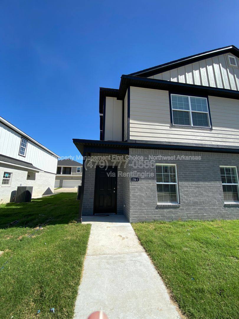 Apartment for rent at 778 S Amarillo Ave #1, Fayetteville, AR 72704
