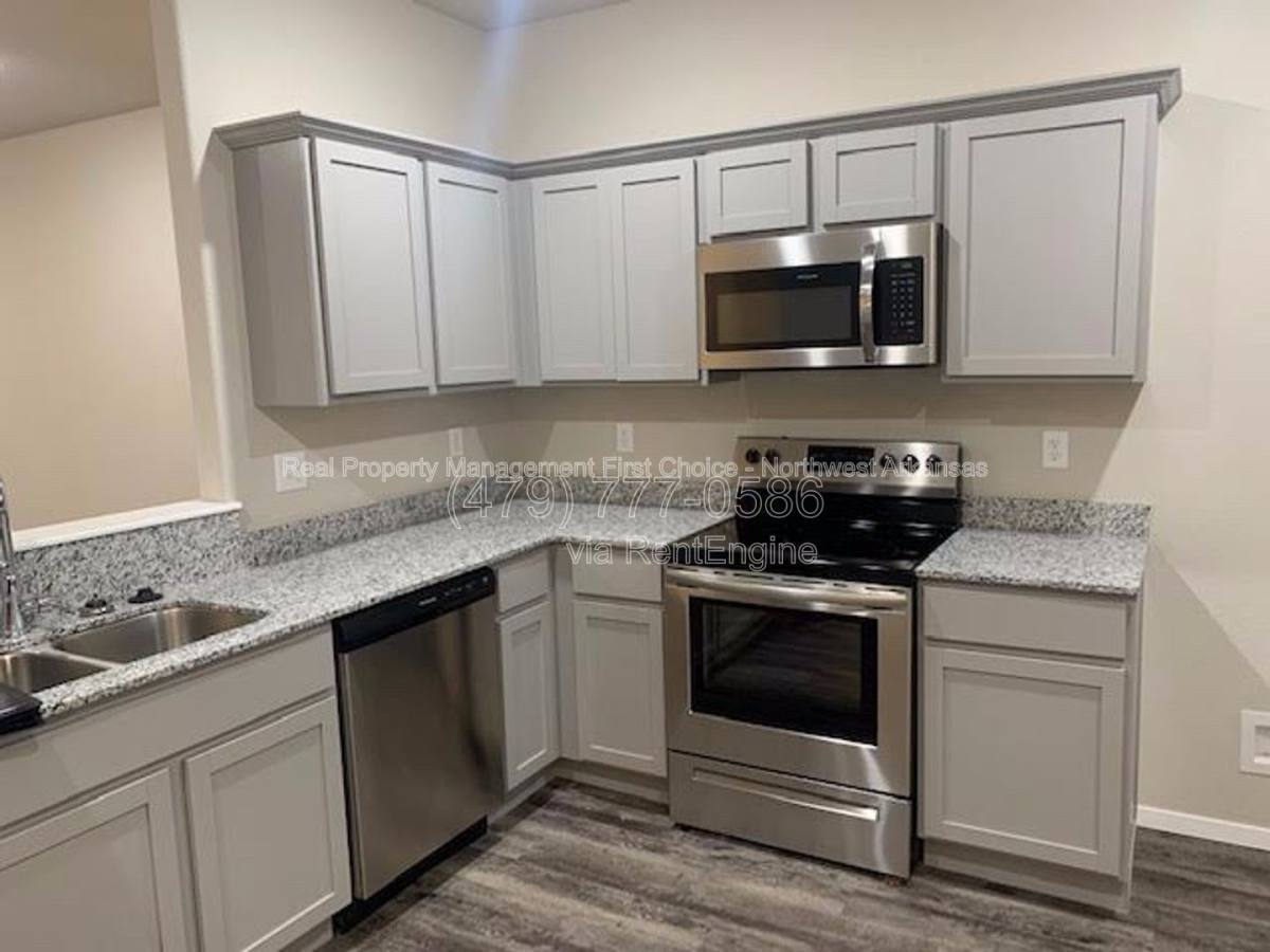 House for rent at 4205 SW Lenox Ave, Bentonville, AR 72713