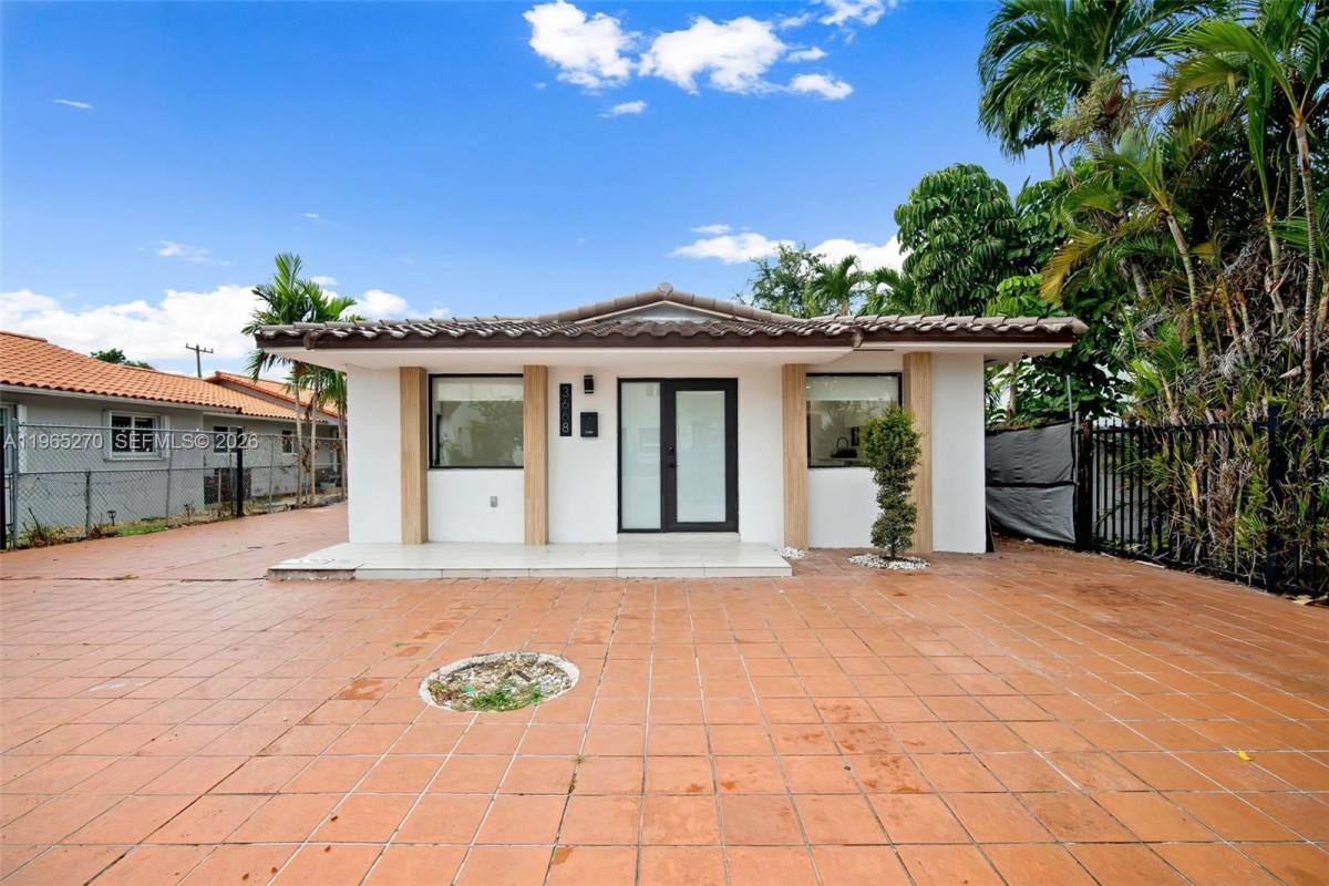 House for rent at 3668 SW 26th St, Miami, FL 33133