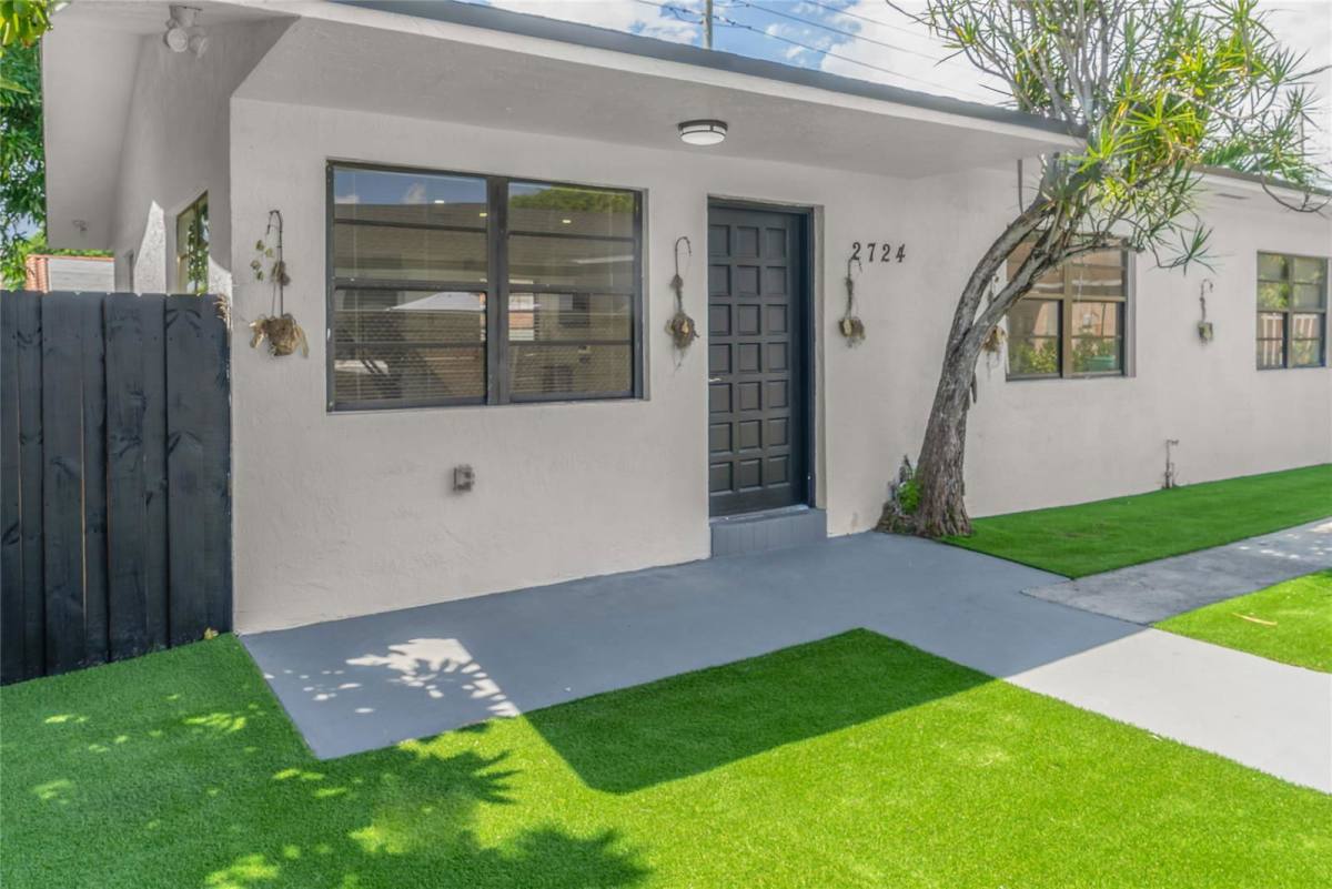 2724 SW 34th Court #2, Fort Lauderdale, FL 33312 - Apartment For Rent - Image 2